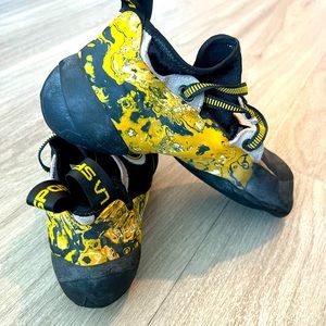 La Sportiva “Solutions” Climbing Shoe